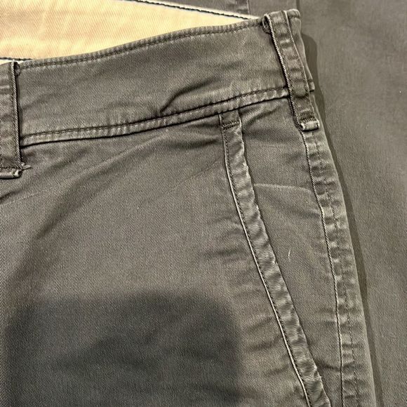 SOLD - Abercrombie & Fitch Landon Slim Pants - grey (30W X 32L) - Picture 3 of 9
